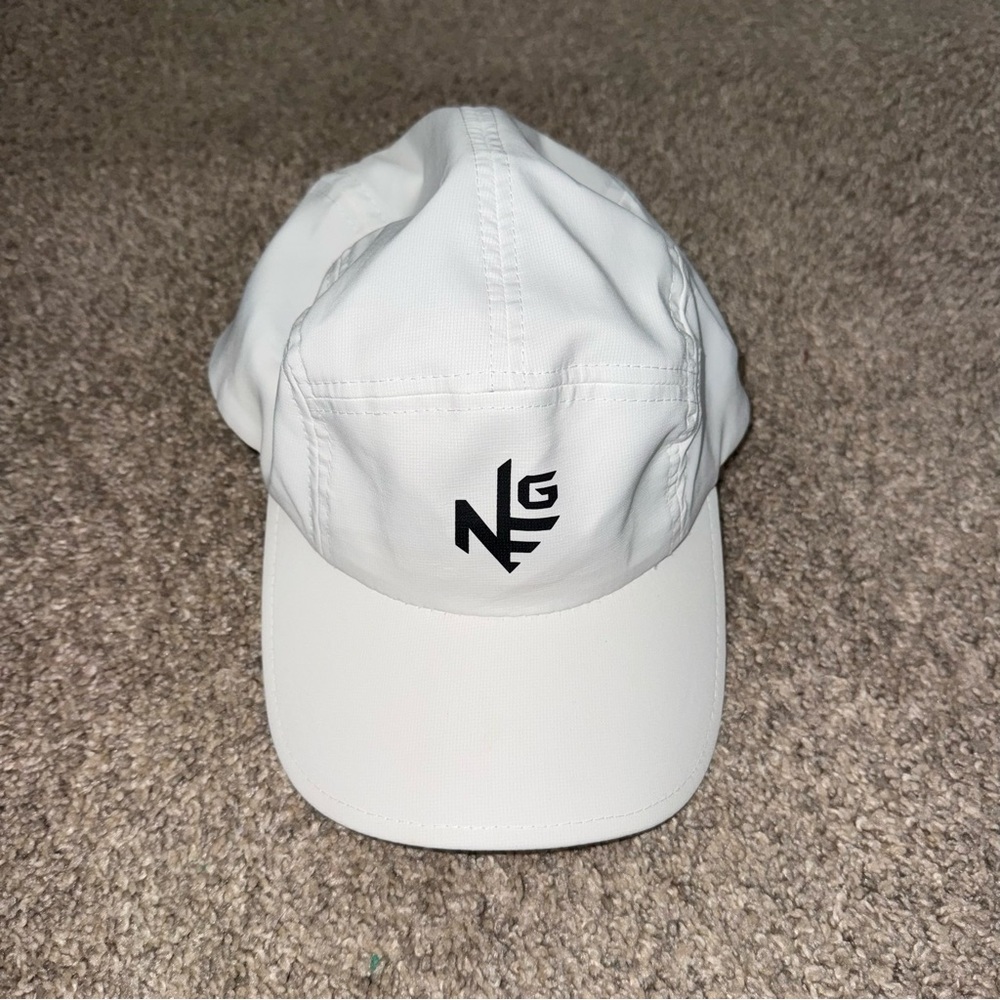 New Era - White Golf Hat